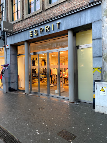 Beoordelingen van Esprit Store in Namen - Kledingwinkel