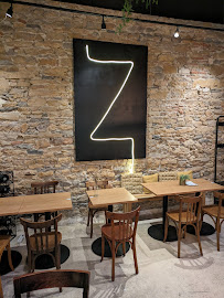 Atmosphère du Restaurant ZEITGEIST café - vegan coffee & cake à Lyon - n°4