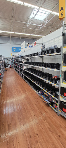 Discount Store «Walmart», reviews and photos, 120 Commercial Pkwy, Branford, CT 06405, USA