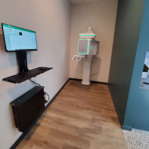 G Smile Care - Dentist in Monrovia Ca image