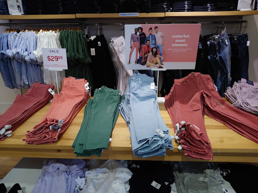 Clothing Store «Gap», reviews and photos, 3625 Dallas Hwy, Marietta, GA 30064, USA