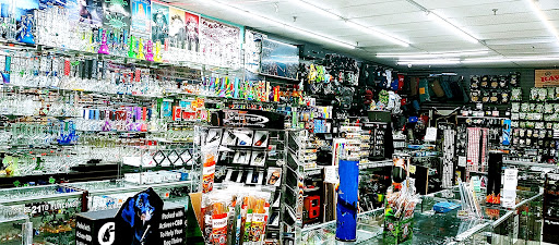 Tobacco Shop «SuperNova Smoke & Vape Shop», reviews and photos, 8400 Marbach Rd, San Antonio, TX 78227, USA