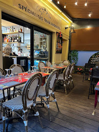 Atmosphère du Restaurant asiatique CHEZ NOÏ SPÉCIALITÉS THAÏLANDAISES à Saint-Raphaël - n°6