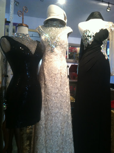 Bridal Shop «Hem and Her Bridal», reviews and photos, 4004 N Stone Ave, Tucson, AZ 85705, USA