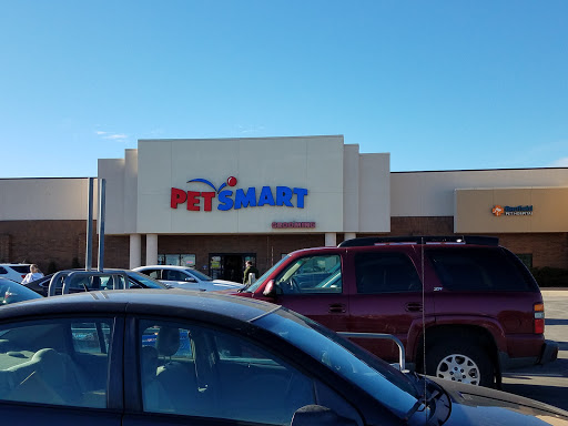 Pet Supply Store «PetSmart», reviews and photos, 14290 Plymouth Ave, Burnsville, MN 55337, USA