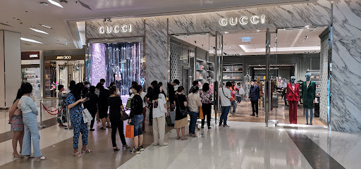 Stores to buy women's beige boots Bangkok