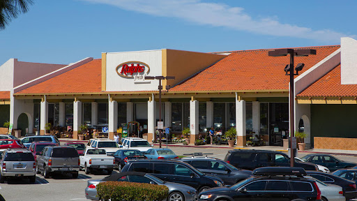 Country Hills Shopping Center, 2905 Rolling Hills Rd, Torrance, CA 90505, USA, 