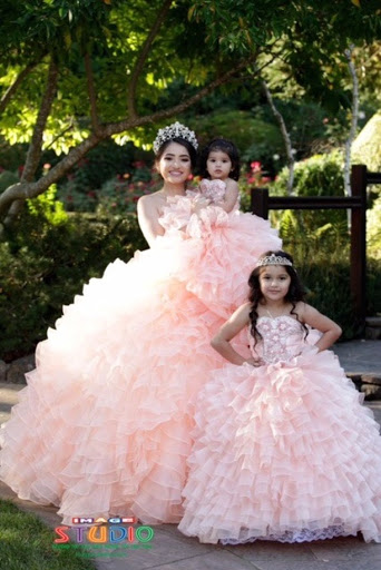 Bridal Shop «Esmeralda Bridal & Quinceaneras», reviews and photos, 2415 Howe Ave, Sacramento, CA 95825, USA