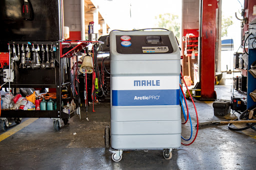 Auto Repair Shop «Lancaster Auto & Tire Co. Inc. NAPA AUTO CARE», reviews and photos, 500 W Lancaster Rd, Orlando, FL 32809, USA