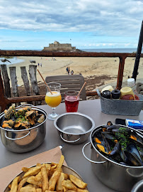 Plats et boissons du Restaurant de fish and chips Buvette des Bains à Saint-Malo - n°3