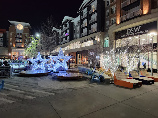 Shoe Store «DSW Designer Shoe Warehouse», reviews and photos, 1301 S Joyce St, Arlington, VA 22202, USA