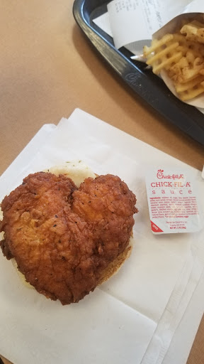 Fast Food Restaurant «Chick-fil-A», reviews and photos, 405 MacDade Boulevard, Folsom, PA 19033, USA