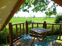 Photos du propriétaire du Restaurant Camping Vert Auxois : Camping au bord du Canal de Bourgogne avec piscine / Côte d'Or à Pouilly-en-Auxois - n°14