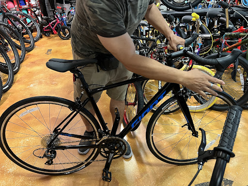 Bicycle Store «Cycle World Miami», reviews and photos, 8476 SW 40th St, Miami, FL 33155, USA