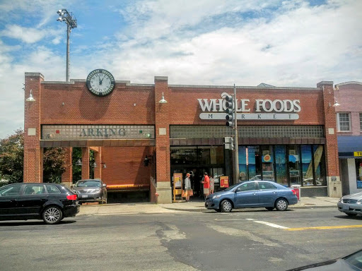 Whole Foods Market, 2323 Wisconsin Ave NW, Washington, DC 20007, USA, 