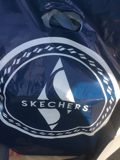 Shoe Store «SKECHERS Factory Outlet», reviews and photos, 15251 Beach Blvd, Westminster, CA 92683, USA