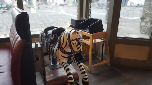 Pizza Restaurant «Schmizza Pub & Grub Broadway», reviews and photos, 628 NE Broadway St, Portland, OR 97232, USA