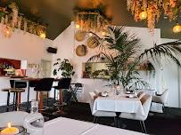 Atmosphère du Restaurant AU PÈRE TRANQUILLE à Bernières-sur-Mer - n°1