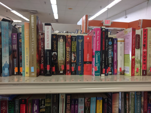 Thrift Store «Goodwill of North Georgia: Kennesaw Store and Donation Center», reviews and photos, 2500 Cobb Pkwy N, Kennesaw, GA 30152, USA