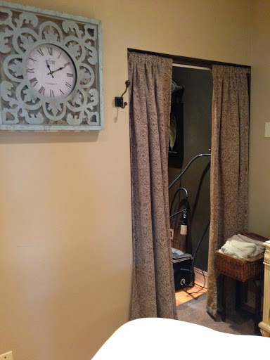 Beauty Salon «Vanity Avenue Salon & Spa», reviews and photos, 9242 Broadview Rd, Broadview Heights, OH 44147, USA