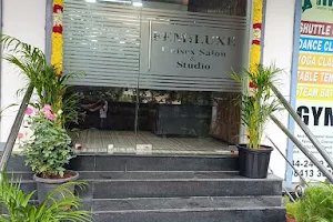 Femiluxe Unisex Salon & Studio image