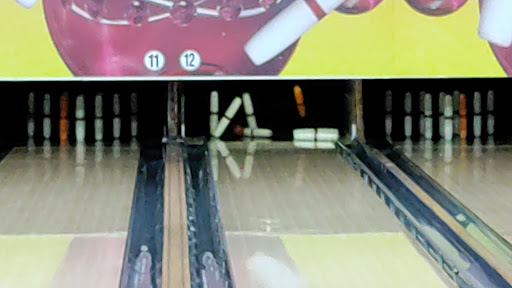 Bowling Alley «Mohegan Bowl», reviews and photos, 51 Thompson Rd, Webster, MA 01570, USA