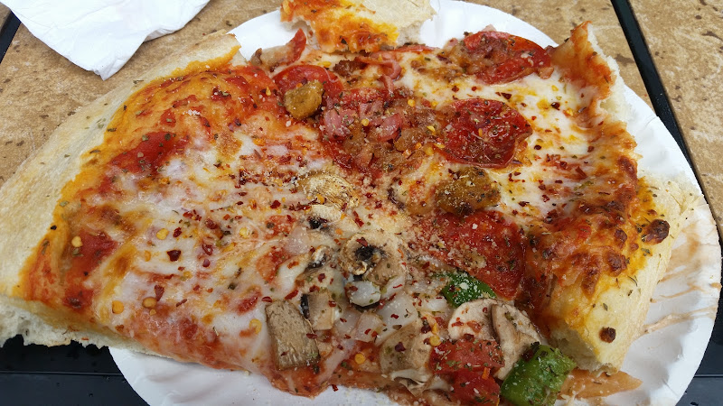 #1 best pizza place in New Braunfels - Di's Homemade Pizza