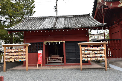 神部神社浅間神社 神厩舎(国指定重要文化財)