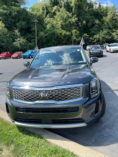Kia Dealer «Monroeville Kia», reviews and photos, 3721 William Penn Hwy, Monroeville, PA 15146, USA
