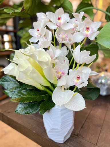 Florist «Helen Olivia Flowers», reviews and photos, 128 N Pitt St, Alexandria, VA 22314, USA