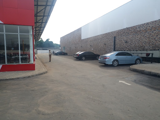 Market Square, Benin Sapele Rd, Oka, Benin City, Nigeria, Car Dealer, state Ondo