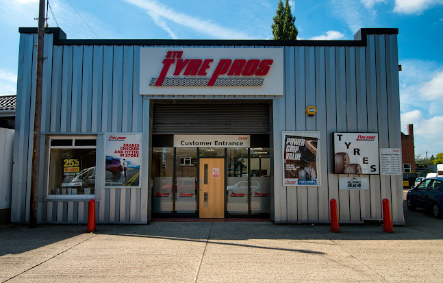 Comments and reviews of Tyre Pros Norwich - Old Palace Road