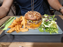 Hamburger du Restaurant Ô puits gourmand à Montcarra - n°1