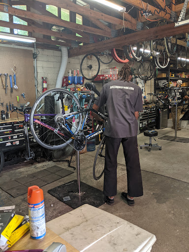 Bicycle Store «Bike Farm», reviews and photos, 6516 Shirley Ave, Austin, TX 78752, USA