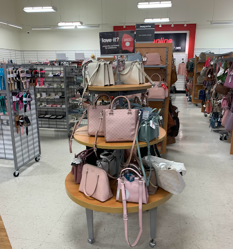 Department Store «T.J. Maxx», reviews and photos, 1751 Ritchie Station Ct, Capitol Heights, MD 20743, USA