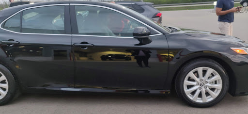 Toyota Dealer «Voss Toyota», reviews and photos, 2110 Heller Dr, Dayton, OH 45434, USA