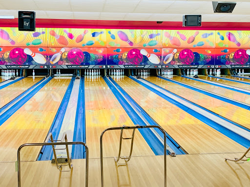 Bowling Alley «30 Strikes Bowling Center», reviews and photos, 501 S White Horse Pike, Stratford, NJ 08084, USA