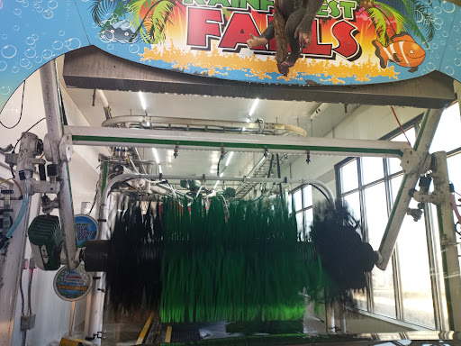 Car Wash «The Rainforest Car Wash», reviews and photos, 2888 Mayfield Rd, Cleveland Heights, OH 44118, USA