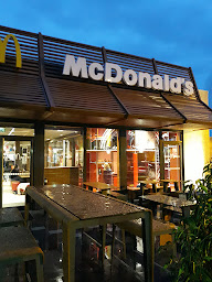 Photo n°36 de McDonald's Civrieux-d'Azergues à Civrieux-d'Azergues ()