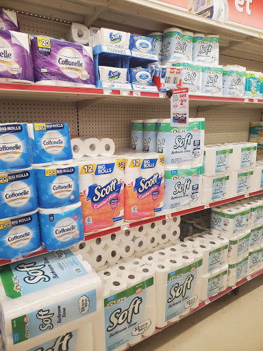 Dollar Store «FAMILY DOLLAR», reviews and photos, 6701 W Belmont Ave, Chicago, IL 60634, USA