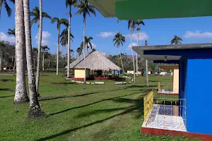 Campismo Popular El Yunque image
