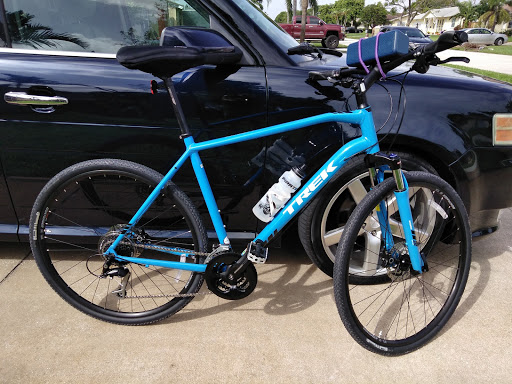 Bicycle Store «Trek Bicycle Store of Boynton Beach», reviews and photos, 800 Congress Ave #1A, Boynton Beach, FL 33426, USA