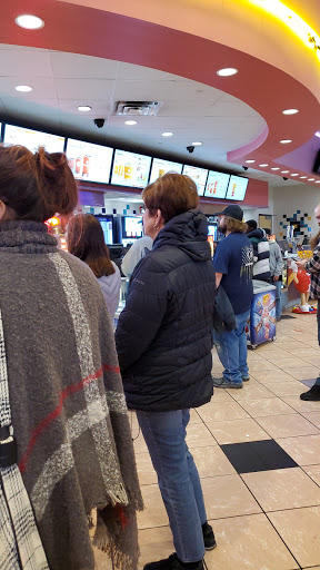 Movie Theater «Regal Cinemas Coldwater Crossing 14», reviews and photos, 211 W Washington Center Rd, Fort Wayne, IN 46825, USA