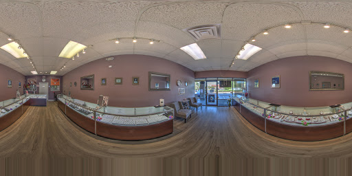 Jewelry Store «Royalty Fine Jewelers», reviews and photos, 10500 Ulmerton Rd #656, Largo, FL 33771, USA