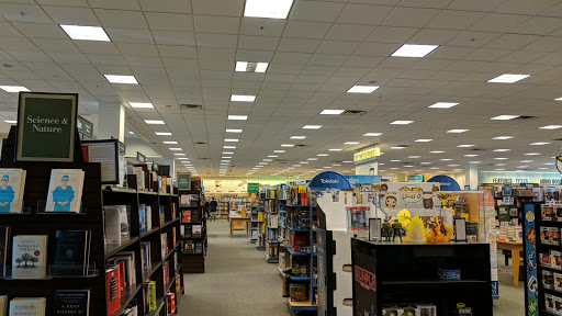 Book Store «Barnes & Noble», reviews and photos, 1251 US-31, Greenwood, IN 46142, USA