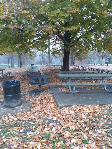 Park «George Rogers Clark Park», reviews and photos, 1024 Thruston Ave, Louisville, KY 40217, USA