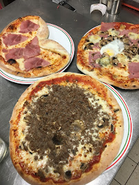 Pizza du Pizzeria La Morgia à Mennecy - n°5