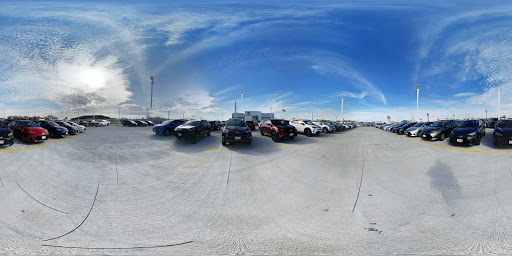 Toyota Dealer «Sam Leman Toyota Bloomington», reviews and photos, 1502 Morrissey Dr, Bloomington, IL 61701, USA