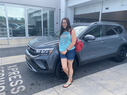 Volkswagen Dealer «Sutliff Volkswagen», reviews and photos, 1301 Paxton St, Harrisburg, PA 17104, USA