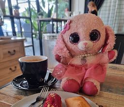 Chouquette bakery and cafe photo